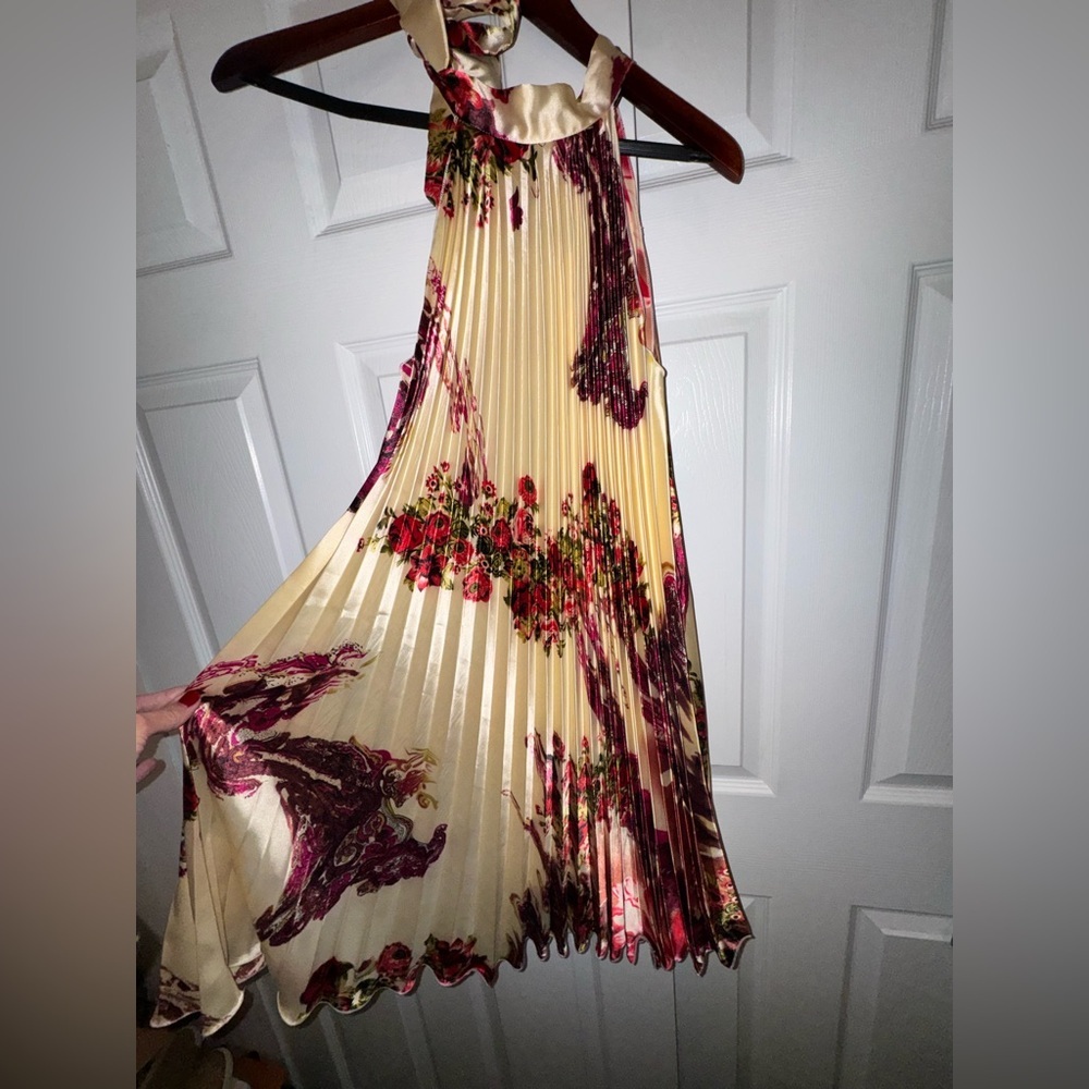 100% Silk NWT Vintage Floral Dress - Cream and Purple - Picture 2 of 10